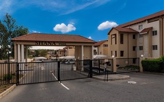 2 Bedroom Apartment in Erand Gardens