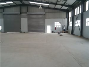 850 m² Industrial space in Alton