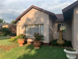 3 Bed House in Golf Park