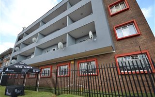 1 Bedroom Apartment in Benoni South