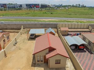 2 Bed House in Olievenhoutbosch