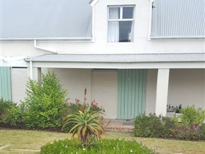 3 Bed House in Westcliff