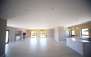 3 Bedroom House in Langebaan Country Estate