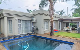 3 Bedroom House in Moreleta Park