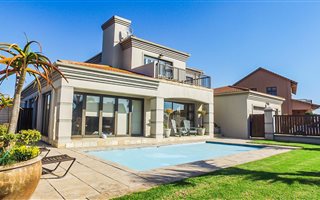 4 Bedroom House in Mossel Bay Golf Estate