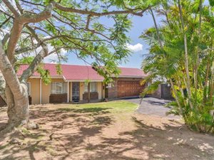 4 Bed House in Escombe