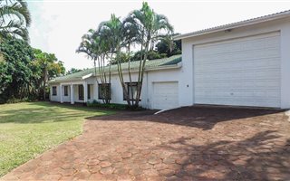 4 Bedroom House in Zinkwazi Beach