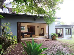 4 Bed House in Clarendon
