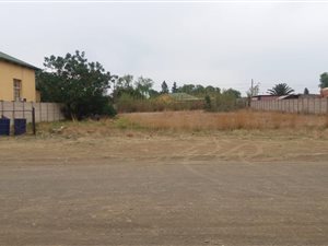 1046 m² Land available in Oranjeville