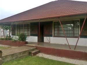 3 Bedroom House in Krugersdorp West