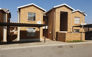 2 Bedroom Apartment in Honey Park
