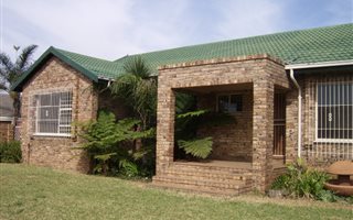 3 Bedroom House in Rangeview