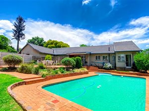 4 Bed House in Blairgowrie
