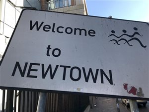 11000 m² Commercial space in Newtown