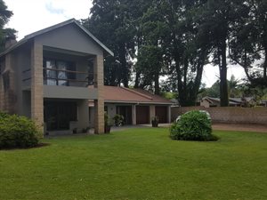 4 Bed House in Hillcrest Park