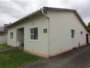 232 m² Commercial space in George South