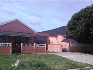 7 Bed House in Sidwell