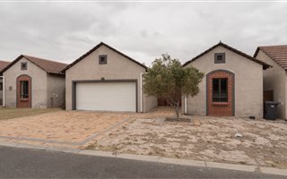 3 Bedroom Townhouse in Kuilsriver