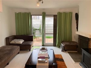 2 Bed Duplex in West Beach