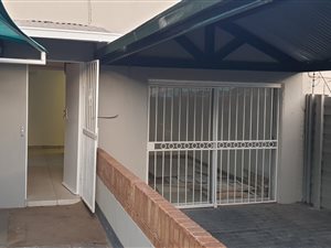 1 Bedroom Garden Cottage in Wonderboom South