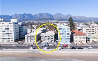 2 Bedroom Apartment in Beachroad