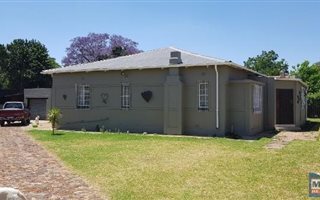 3 Bedroom House in Selection Park