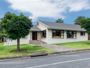 5 Bed House in Denver Park