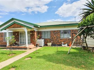 3 Bed House in Morewag