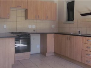 2 Bed Apartment in Carlswald Estate