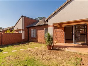 2 Bed Townhouse in Equestria