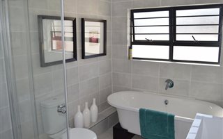 3 Bedroom Apartment in Crowthorne