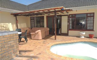 3 Bedroom House in Diep River