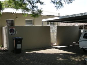 3 Bed Townhouse in Westdene