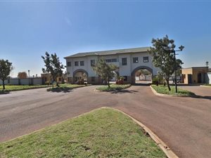 994 m² Land available in Boschkop
