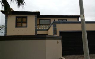 4 Bedroom House in Parklands