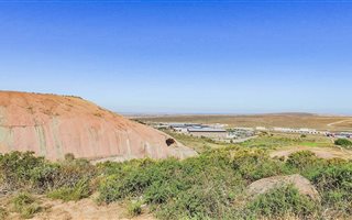 891 m² Land available in Vredenburg