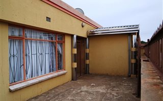 3 Bedroom House in Evaton West