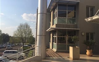 245 m² Commercial space in Longmeadow