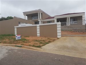 4 Bed House in Azalea Park