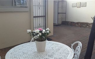 1 Bedroom Garden Cottage in Lynnwood