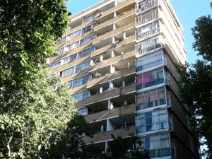 1.5 Bedroom Apartment in Joubert Park