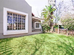 3 Bed Townhouse in Douglasdale