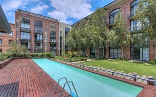2 Bedroom Apartment in Melrose Arch