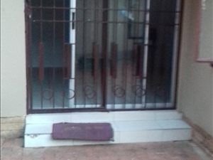 1 Bed Garden Cottage in Montgomery Park