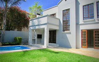 3 Bedroom Cluster in Maroeladal
