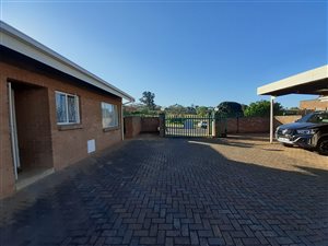 2 Bed Apartment in White River Central