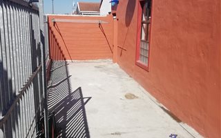 2 Bedroom House in High Gate