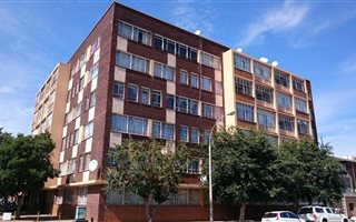 1 Bedroom Apartment in Klerksdorp