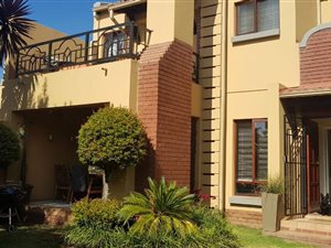 3 Bed Townhouse in Boardwalk Meander