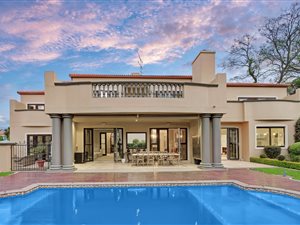 4.5 Bed House in River Club